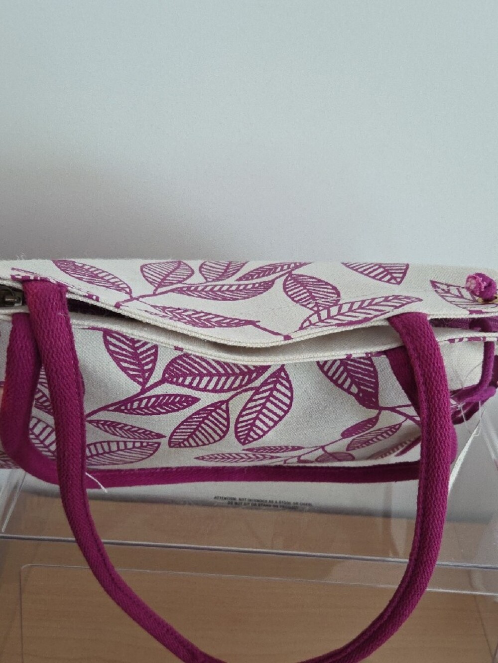 Jute Cottage NWT Cream Canvas Tote with Fuchsia Leaf Print, Zip Closure - Picture 5 of 11